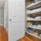 The Maverick - Luxurious Apartment - Free Parking - 2 Miles From Boston Logan Airport