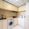 Shanghai Yi Du B&B - Family Suite located 500 meters away from Nanjing West Road Subway and near Peoples Square