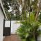 Whispering Waves Self Catering Apartment - Uvongo Beach