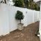 Whispering Waves Self Catering Apartment - Uvongo Beach