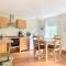 Delightful Ely house Bright and warm with cathedral view