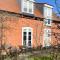 Delightful Ely house Bright and warm with cathedral view