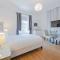 Edinburgh Castle Apartments