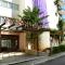 Elegant Beach Hotel