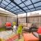 Chic Forest Park Home with Patio - 10 Mi to Chicago - Forest Park