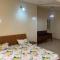CHEZ CODOU Fann Hock