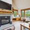 Comfortable Highridge C7 One Bedroom Plus Loft with Fireplace and Hot Tub Access - 基灵顿