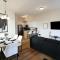 Central 3 Queen Beds, AC, Double Garage, Disney