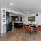 Auburn Retreat w/ Mountian views - أوبورن