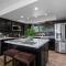 Auburn Retreat w/ Mountian views - أوبورن