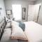 Gulfport 2 br Apt with High speed Internet 1310