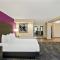 La Quinta by Wyndham Columbus MS