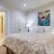 Seattle Condo with Parking, Near Space Needle!