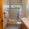 Coyote Run Retreat by Tahoe Getaways - 3BR Pet Friendly with HOA Amenities, Minutes to Downtown Truckee & Northstar Resort! - Truckee