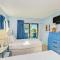 Coquina Tropics-3 Bedrooms- Bathroom-Water Views From Every Room - Bradenton Beach