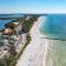 Coquina Tropics-3 Bedrooms- Bathroom-Water Views From Every Room - Bradenton Beach