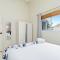 Beautiful and Spacious Mediterranean Villa in Palm Beach - Palm-Eagle Beach