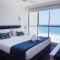 Golden Sands on the Beach - Absolute Beachfront Apartments - Gold Coast