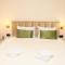 Merak Rooms & Caffe Bar