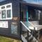 Marshlands House, Sleeps 16 - Country barn with hot tub