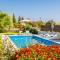 Amphitrite Villa