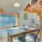 Riverside Retreat with Screened Porch 6 Mi to Taos!