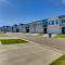 Garden City Townhome with Fireplace Near Bear Lake!