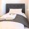 Premium Zuhause - Seeblick, Balkon, Pool & Seepromonade - Langscheid