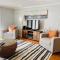 4 bed and 2 and a half bath, minutes from the beach! - كليرووتر بيتش