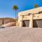 5 Mi to Lake Havasu Bright Cottage with Fire Pit!