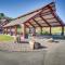 Walkable Brian Head Condo Steps to Ski Resort!