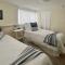 Walk to Beach and Main St Catalina Island Cottage! - Avalon