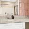 New! Modern Upper Flat near Downtown Roseville