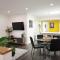 City Centre Unit Overlooking Ryrie Street!