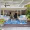 2 Roebellini, 16 Solway Drive - Dog Friendly Tropical Oasis