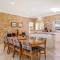 On The Lake - Pet Friendly Waterfront