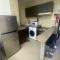 Spacious Studio Apartment in Dubai Marina with Balcony - 迪拜