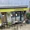 The Totnes Guest House. Upstairs at Zappa's - توتنس