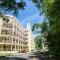 EEs Summer House - Homestay 3 min walk to beach