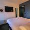 Hotel Joinville Hippodrome - Joinville-le-Pont