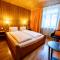 CURUNA Hotel-Garni B&B