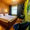 CURUNA Hotel-Garni B&B