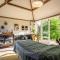 The Firs Luxury Lodges and Glamping Tents - Cratfield