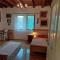 "Kod dva kestena"Warm and cozy house with lake view sauna
