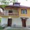 "Kod dva kestena"Warm and cozy house with lake view sauna - Međuvršje