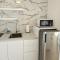 KASA Seaview at Coral Beach - Studio for 2 Balcony BEACHFRONT BUILDING POOL - San Juan
