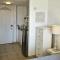 KASA Seaview at Coral Beach - Studio for 2 Balcony BEACHFRONT BUILDING POOL - San Juan