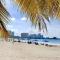 KASA Seaview at Coral Beach - Studio for 2 Balcony BEACHFRONT BUILDING POOL - San Juan