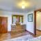 3 Mi to Golf - Beatrice Vacation Home!