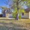 3 Mi to Golf - Beatrice Vacation Home!